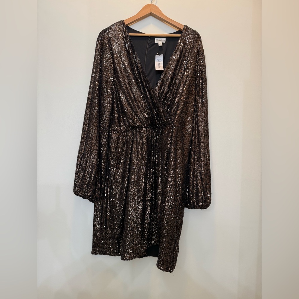 NWT The Drop Helena Faux Wrap Dress‎ in Bronze - Size 2X. - Picture 2 of 12